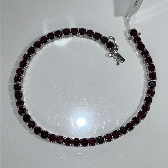 NYC 11 Jewelry - NWT NYC11 Sterling Silver Genuine Red Garnet Eternity Line Bracelet Boho